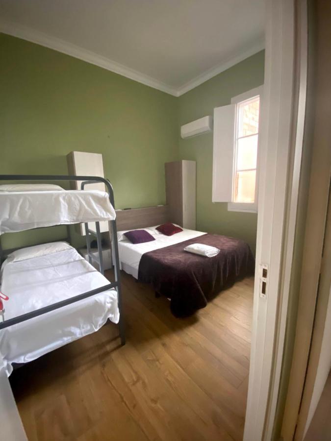 ברצלונה Break Bcn - Hostal & Coffeebar מראה חיצוני תמונה
